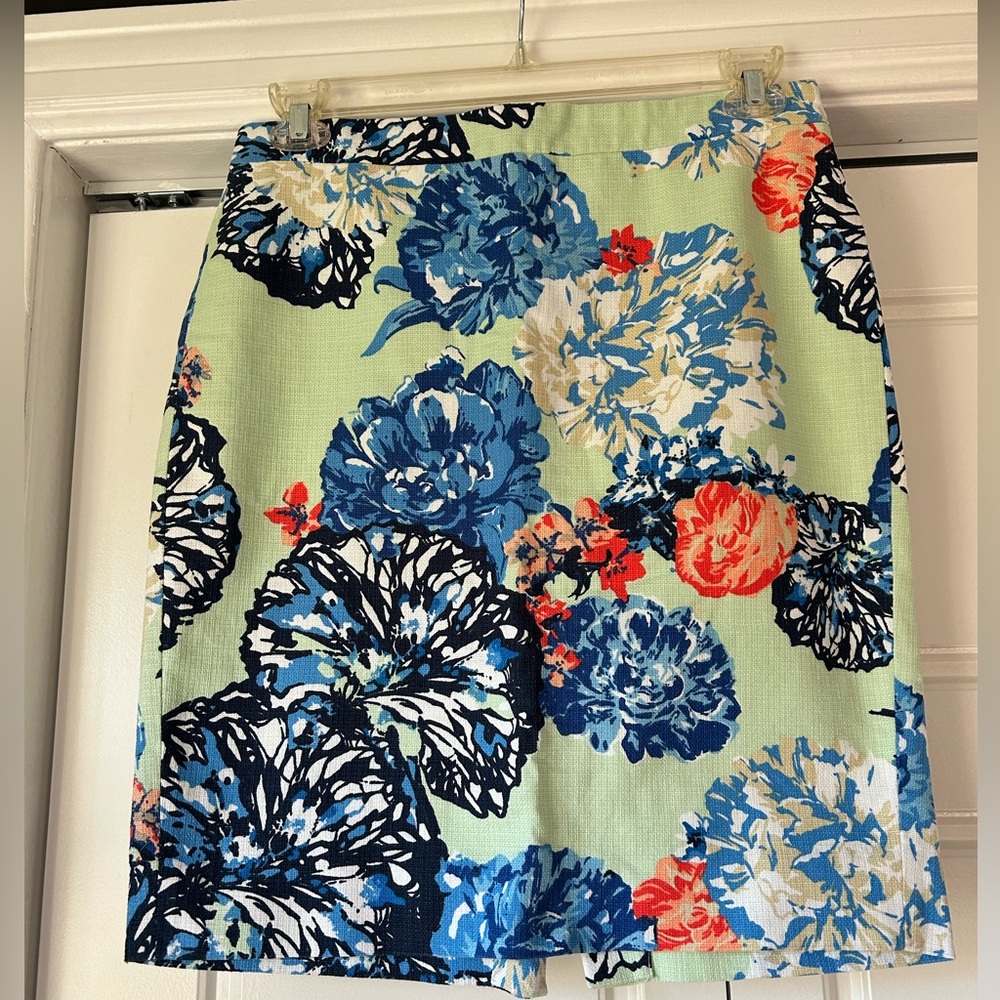 J. Crew Mint Green Floral Lined Pencil Skirt Size 8